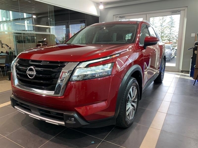 Used Nissan Pathfinder 2022 for sale in Granby, Quebec