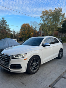 2018 SQ5 MINT - fully loaded - winter tires