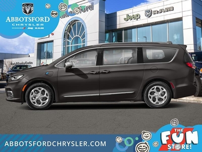 Used 2021 Chrysler Pacifica Hybrid Touring L Plus - $173.25 /Wk for Sale in Abbotsford, British Columbia