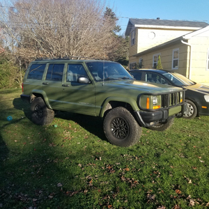 2000 jeep cherokee sport