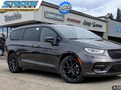 2022 Chrysler Pacifica Limited S Appearance Package Sunroof P...
