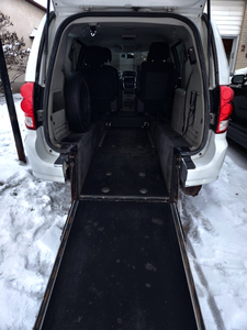 Wheelchair Accessible 2014 Dodge Caravan SE for sale