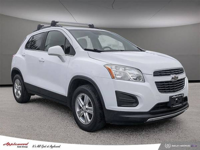 New trade in! Great condition 2015 CHEVY TRAX!