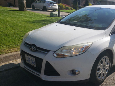 2012 Ford Focus, Automatic, runs and drives great, SAFETY certif