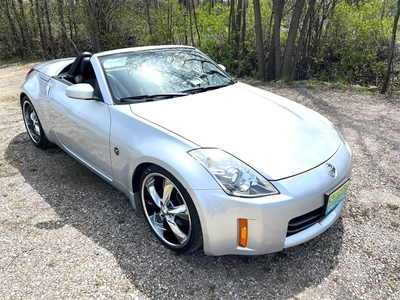 Used 2007 Nissan 350Z 2dr Roadster Touring Convertible for Sale in Perth, Ontario
