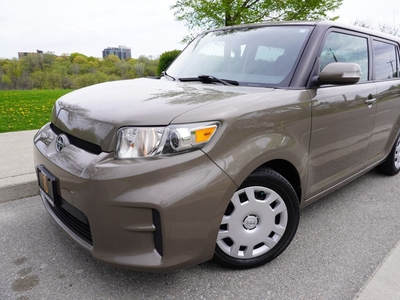 Used 2012 Scion xB 1 OWNER / LOW KM'S /STUNNING COLOR / WELL SERVICED for Sale in Etobicoke, Ontario