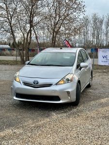 Used 2012 Toyota Prius v for Sale in Winnipeg, Manitoba
