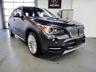 Used 2013 BMW X1 MINT CONDITION,PANO ROOF,WELL MAINTAIN for Sale in North York, Ontario