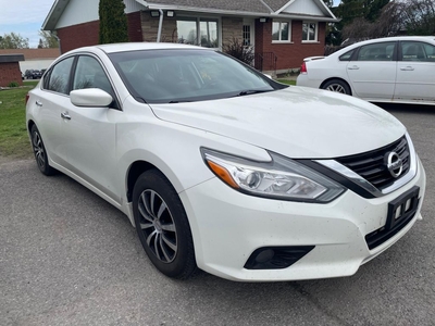 Used 2017 Nissan Altima 2.5 SV Heated Seats! for Sale in Kemptville, Ontario