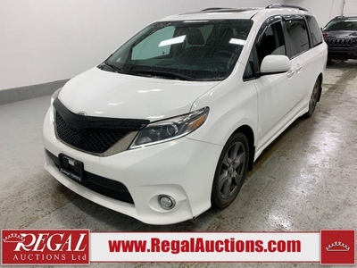 Used 2017 Toyota Sienna SE for Sale in Calgary, Alberta