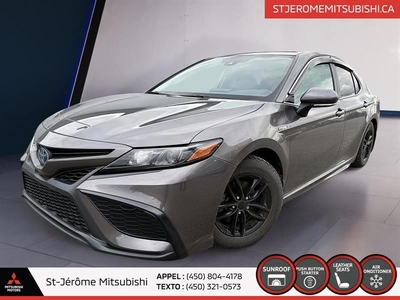 Used Toyota Camry 2021 for sale in Mirabel, Quebec