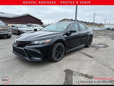 Used Toyota Camry 2022 for sale in Victoriaville, Quebec