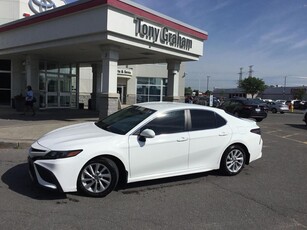 Used 2021 Toyota Camry SE for Sale in Ottawa, Ontario
