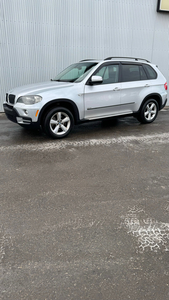 2007 BMW X5 3.0si only 182k
