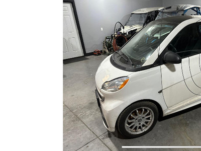 2013 smart car **Only 28k kms** All Electric!