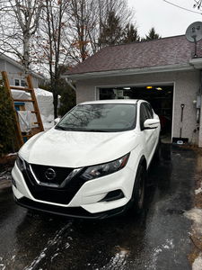 2020 Nissan Qashqai S