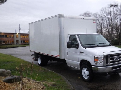 Used 2019 Ford Econoline E450 16 Foot Cube Van with Loading Ramp for Sale in Burnaby, British Columbia