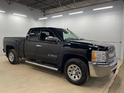 Used 2013 Chevrolet Silverado 1500 LS Cheyenne Edition for Sale in Guelph, Ontario