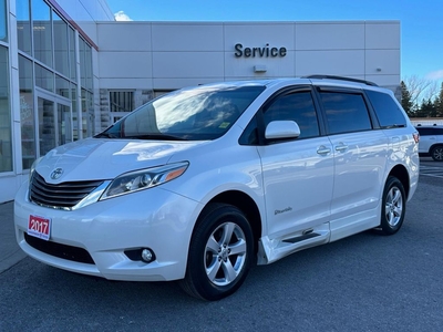 Used 2017 Toyota Sienna XLE 7 Passenger XLE-MOBILITY-ONLY 28,731 KMS! for Sale in Cobourg, Ontario