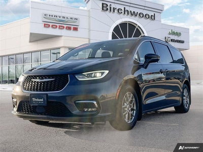 Used 2022 Chrysler Pacifica Touring Remote Start Heated Seats for Sale in Winnipeg, Manitoba