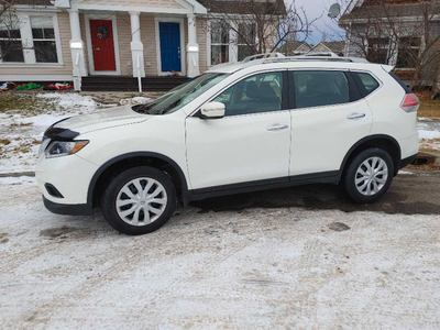 2014 Nissan Rogue S AWD 4DR