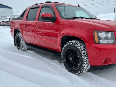 Used 2007 Chevrolet Avalanche LT for Sale in Calgary, Alberta