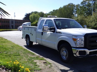 Used 2012 Ford F-350 SD Service Truck 2WD for Sale in Burnaby, British Columbia