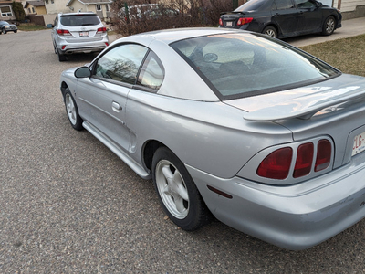1995 Ford Mustang V6
