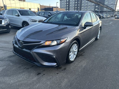 2022 Toyota Camry SE | LEATHER | AUTOMATIC |