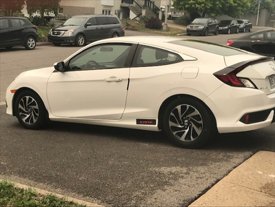 HONDA CIVIC-LX 2017 - COUPE - 6 SPEED - CLEAN