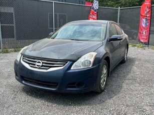 Used 2010 Nissan Altima 2.5 S for Sale in Trois-Rivières, Quebec