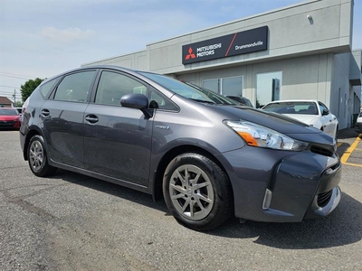Used Toyota Prius V 2017 for sale in Drummondville, Quebec