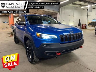 2019 Jeep Cherokee Trailhawk Elite Low Kms, Heated/Ventilated Se