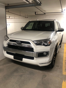 Toyota 4 runner immaculate condition 2014