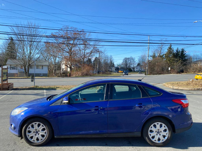 2012 FORD FOCUS NEW MVI ! WINTER TIRES ! HEATED SEATS,./