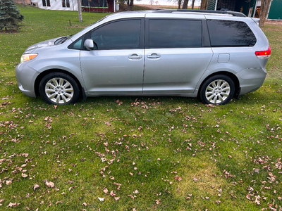 2012 Toyota Sienna for sale