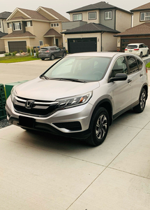 2016 Honda CRV - Safetied - Clean Carfax & Title - Low kms.