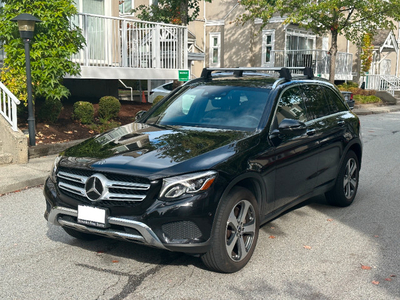 2019 Mercedes-Benz GLC 300 - 41k KM and many upgrades/extras