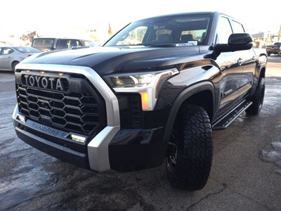 2023 Toyota Tundra 4WD Limited Hybrid | SUNROOF | LEATHER | TRD