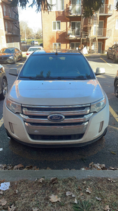 Ford Edge Limited AWD 2011 with brand new winter tires!