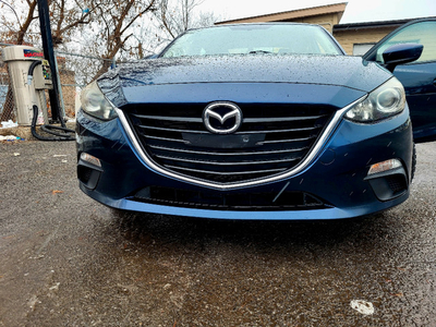 Mazda 3. 2014