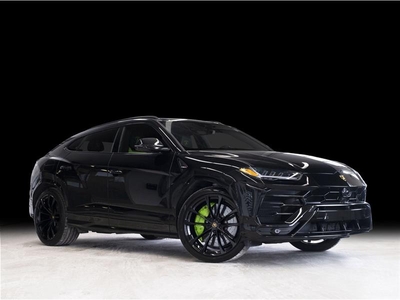 Used Lamborghini Urus 2022 for sale in Vaughan, Ontario