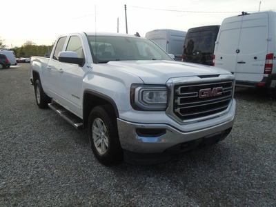 Used 2017 GMC Sierra 1500 4WD Double Cab 143.5 SLE for Sale in Fenwick, Ontario