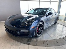 2019 PORSCHE PANAMERA Panoramic Roof System| Premium Plus Package| Head-Up Display| ParkAssist (Front and Rear) incl. Surround View| BOSEn++ Surround Sound-System| Soft Close Doors| SportDesign Package Painted in Black (high