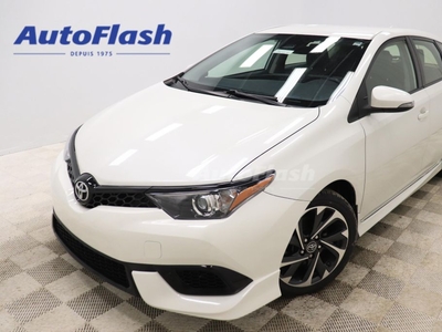 Used 2018 Toyota Corolla iM BLUETOOTH,CAMERA, DEMARREUR, SIEGES CHAUFF for Sale in Saint-Hubert, Quebec