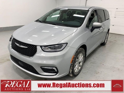 Used 2023 Chrysler Pacifica Touring-L for Sale in Calgary, Alberta