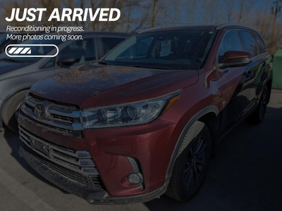 Used 2019 Toyota Highlander XLE $299 BI-WEEKLY - LOW KILOMETRES, ONE OWNER, SMOKE-FREE, WELL MAINTAINED for Sale in Cranbrook, British Columbia