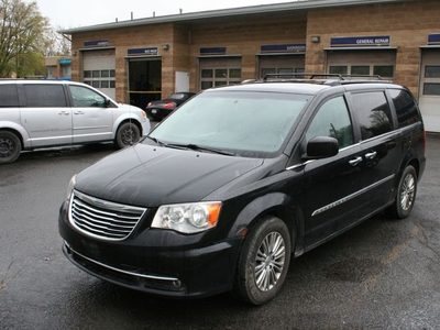 Used 2014 Chrysler Town & Country WITH LEATHER for Sale in Nepean, Ontario