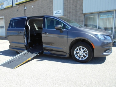 Used 2022 Chrysler Grand Caravan SXT-Wheelchair Accessible Side Entry-Manual for Sale in London, Ontario