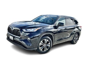 Used Toyota Highlander Hybrid 2021 for sale in North Vancouver, British-Columbia